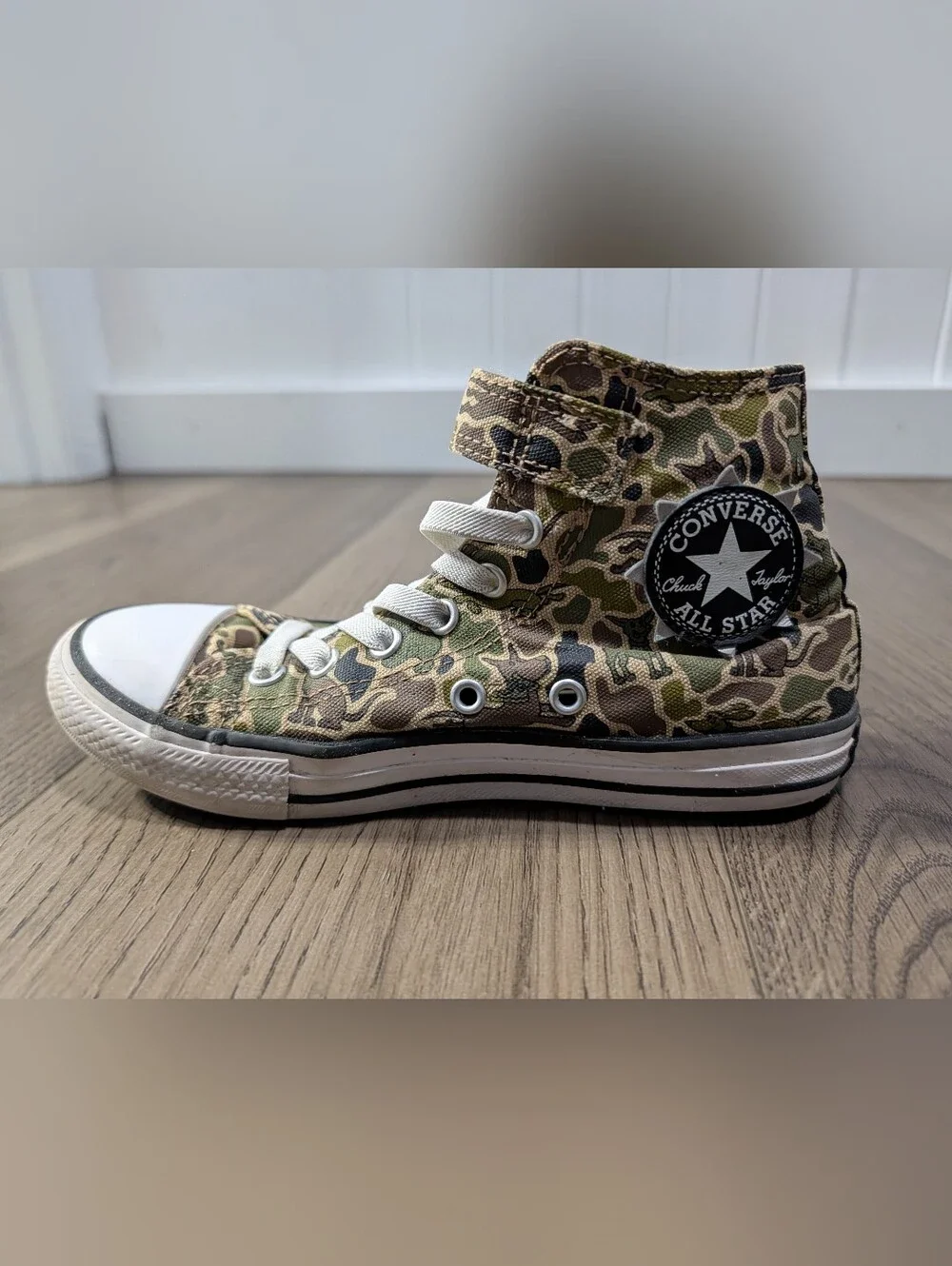 Converse Kids Chuck Taylor All Star Dog Print Duck Camo High Tops